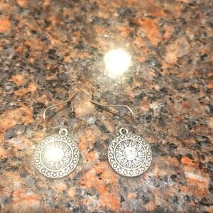 Round silver with a stone earrings